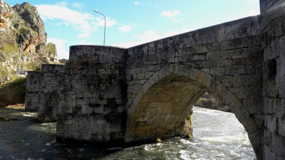 Puente de Peña Barrio